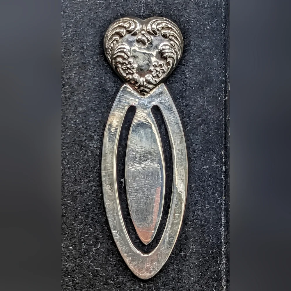Art Nouveau Sterling Silver Ornate Repousse Heart Bookmark - Book Lovers Gift